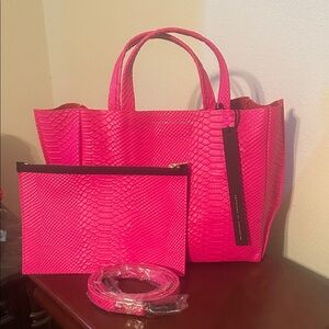 Vibrant Pink Python Textured Tote Bag Set!